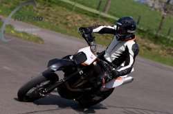 Fotos-Supermoto-IDM-Training-Bilstaim-Bike-X-Press-17-04-2011-143